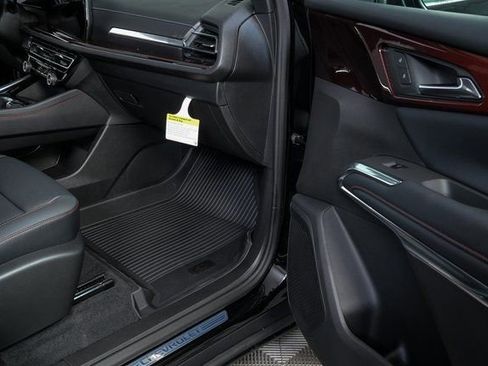 New 2026 Chevrolet Traverse Z71 w/ LPO, Floor Liner Package image 22