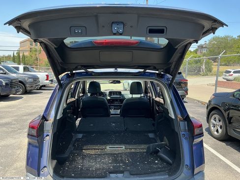 Used 2021 Nissan Rogue SL w/ Premium Package FWD image 10