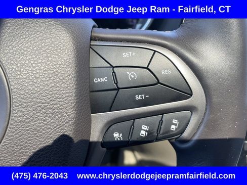 Used 2019 Jeep Grand Cherokee Overland AWD/4WD image 42
