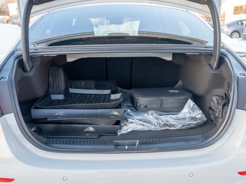 Used 2026 Mercedes-Benz E 53 AMG e 4MATIC Sedan image 38