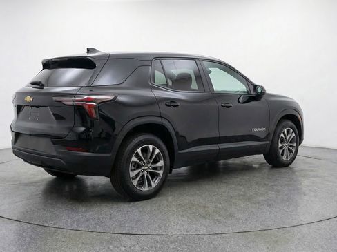 Used 2025 Chevrolet Equinox LT FWD image 9
