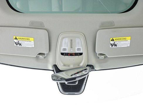 Certified 2025 Volvo XC90 T8 Plus w/ Protection Package Premier AWD/4WD image 20
