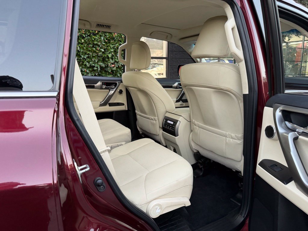 Used 2022 Lexus GX 460 Premium AWD/4WD image 40