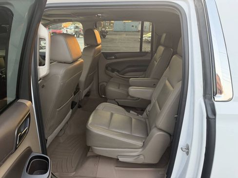 Used 2017 Chevrolet Suburban LT AWD/4WD image 11