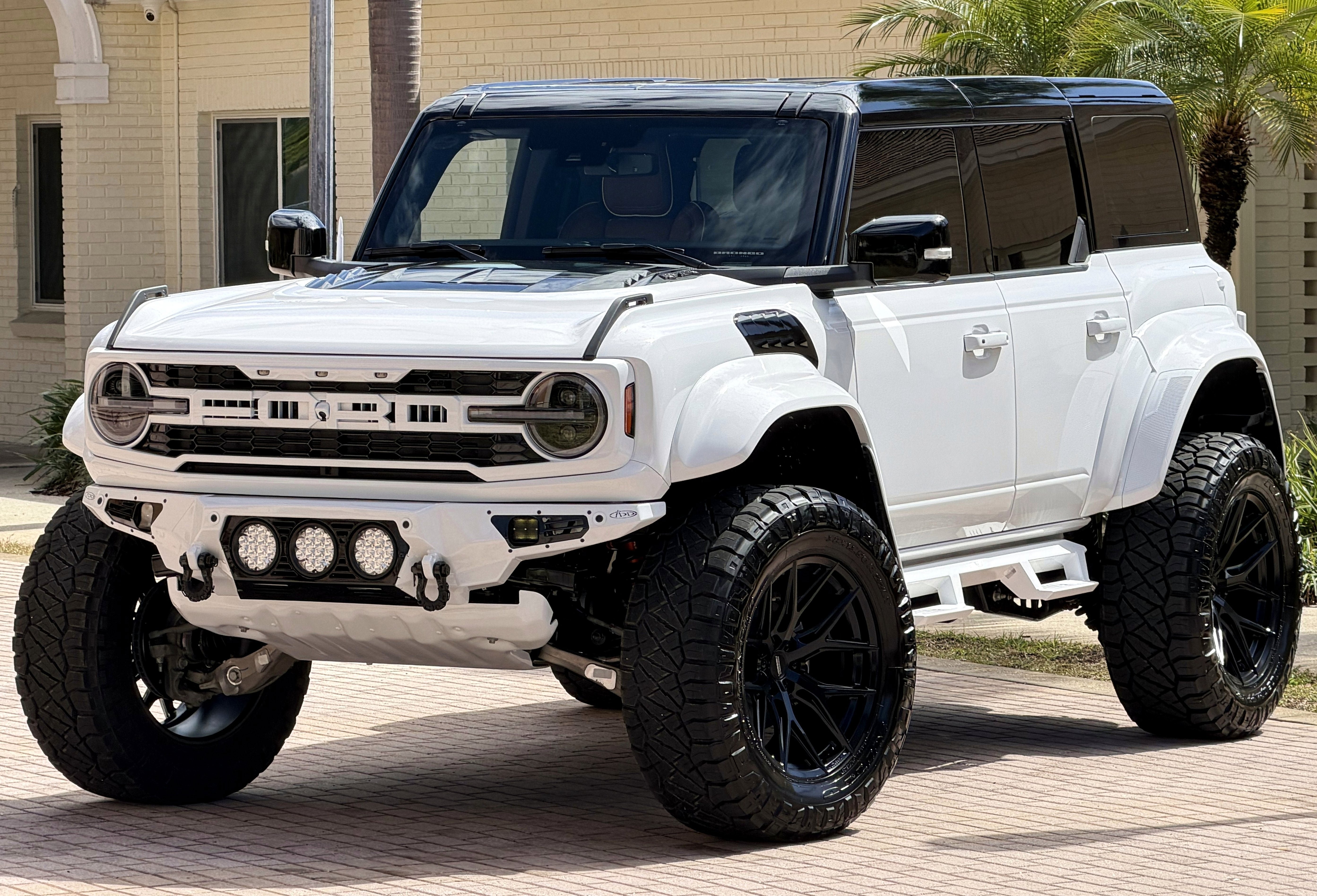 Used 2026 Ford Bronco Raptor AWD/4WD image 1