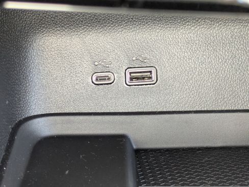 New 2026 Chevrolet Traverse High Country image 26