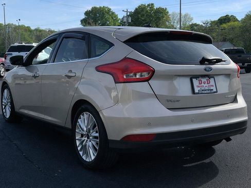 Used 2018 Ford Focus Titanium w/ Titanium Technology Package image 3