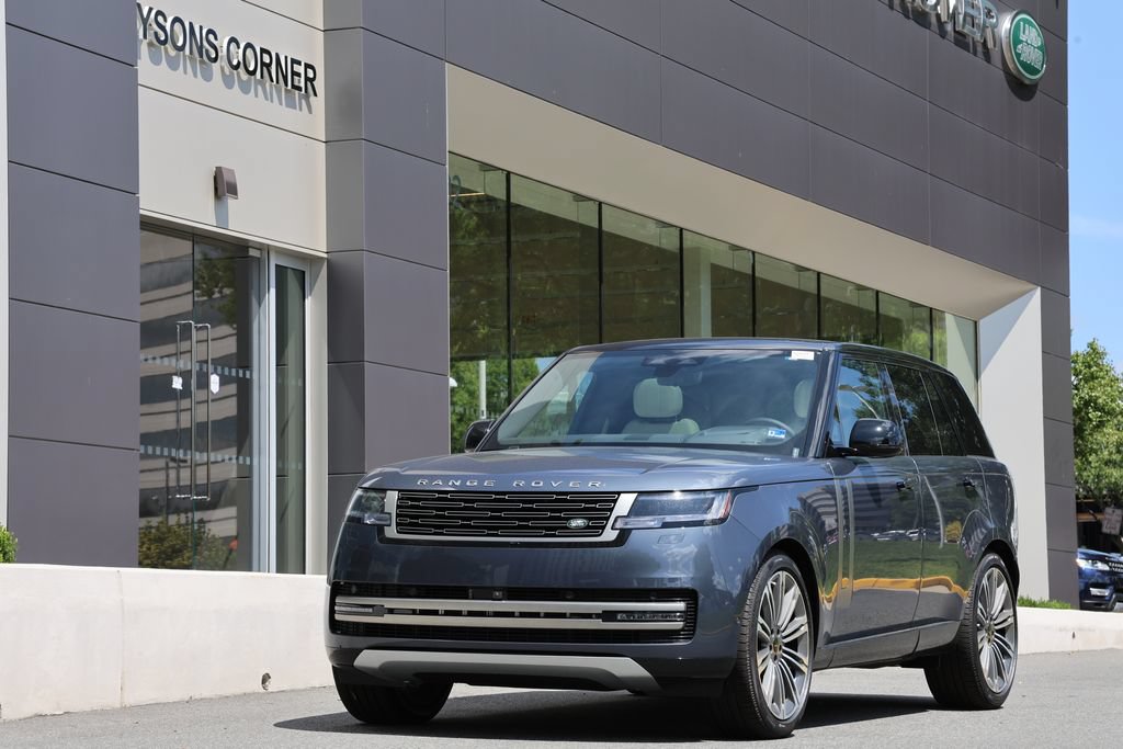 New 2026 Land Rover Range Rover SE AWD/4WD image 1