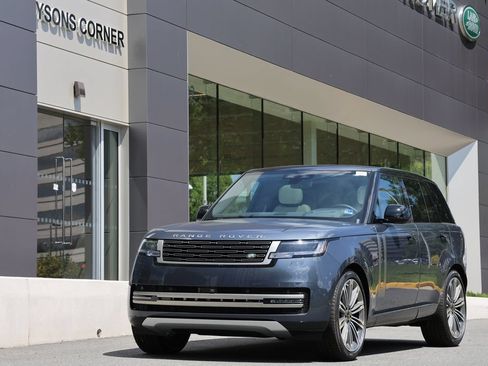 New 2026 Land Rover Range Rover SE AWD/4WD image 1