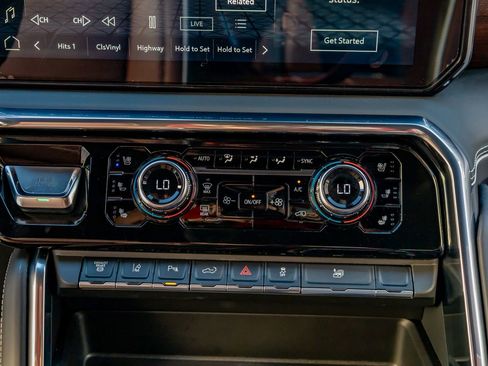 Used 2026 GMC Sierra 3500 Denali Ultimate image 24