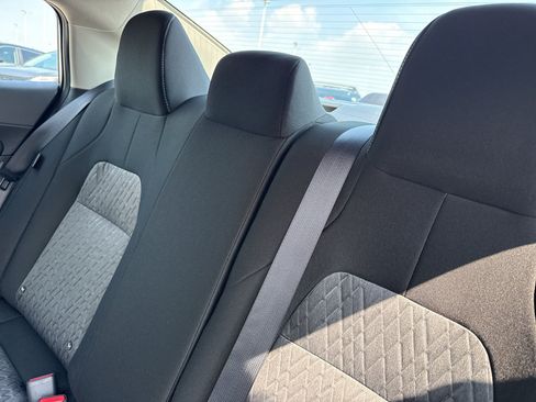 New 2027 Nissan Sentra SV FWD image 32