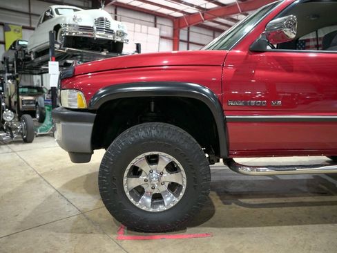 Used 1997 Dodge Ram 1500 Truck 4x4 Regular Cab image 3