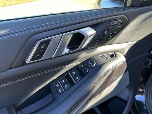 Certified 2026 BMW X7 xDrive40i w/ M Sport Package image 26