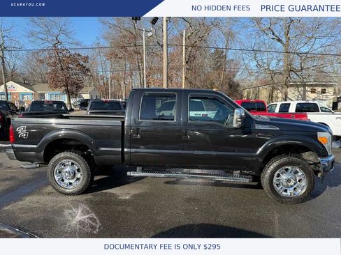 Used 2015 Ford F250 Lariat w/ Chrome Package image 2