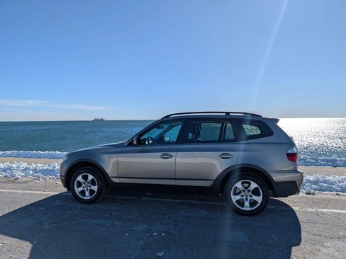 Used 2007 BMW X3 3.0si image 8