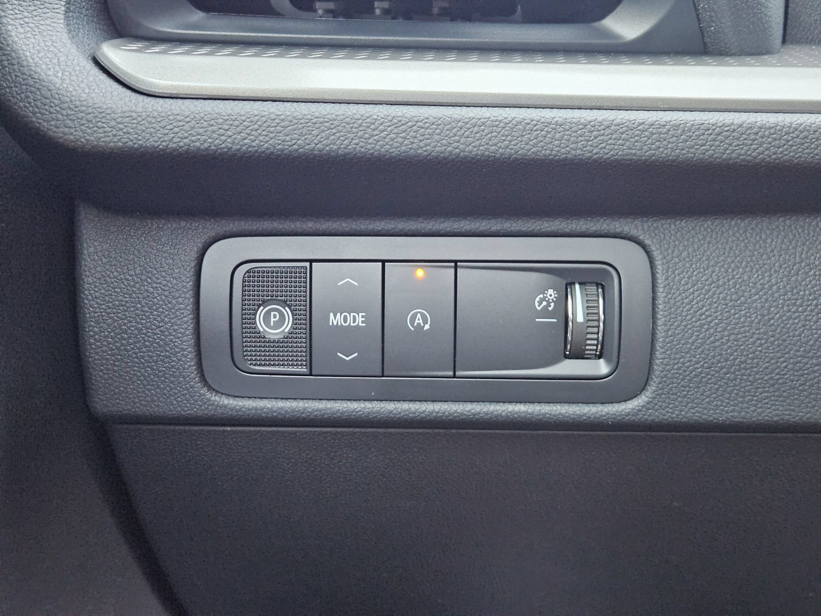 New 2027 Chevrolet Traverse LT w/ Midnight/Sport Edition FWD image 22