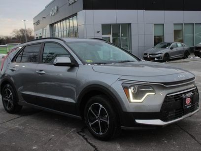 Used 2023 Kia Niro EX