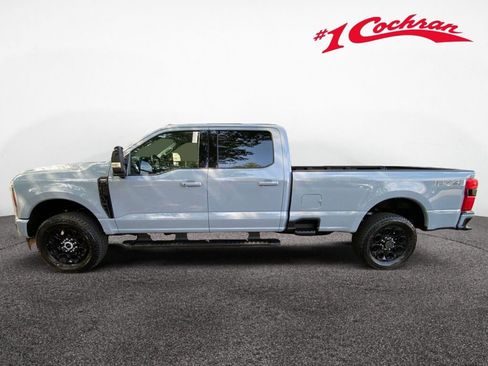 New 2026 Ford F350 Lariat w/ Black Appearance Package image 4