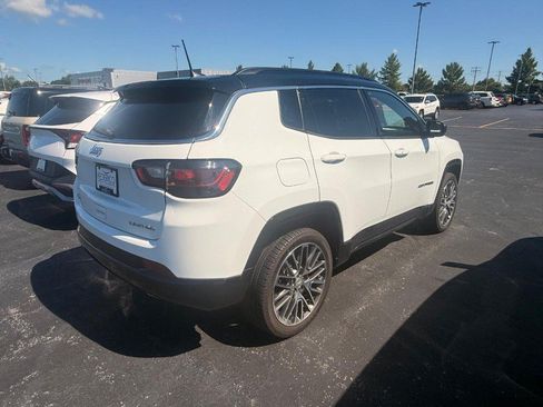 Used 2023 Jeep Compass Limited w/ Elite Group AWD/4WD image 6