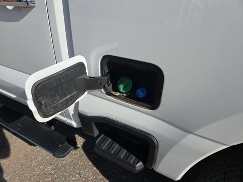 Used 2023 Ford F250 Lariat w/ Lariat Ultimate Package image 18