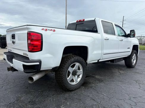 Used 2016 Chevrolet Silverado 2500 High Country w/ Duramax Plus Package AWD/4WD image 3