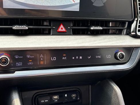 Used 2023 Kia Sportage X-Line AWD/4WD image 16