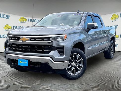 Used 2023 Chevrolet Silverado 1500 LT AWD/4WD image 3
