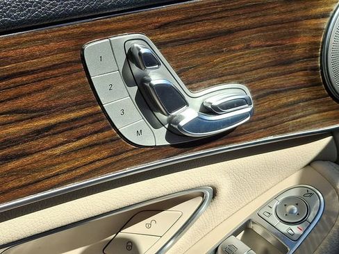 Used 2016 Mercedes-Benz C 300 Sedan image 30