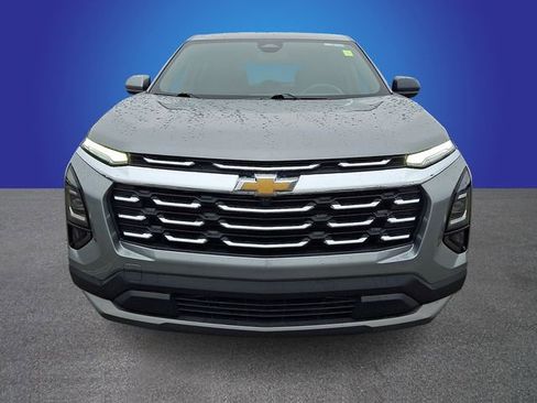 Used 2026 Chevrolet Equinox LT FWD image 2