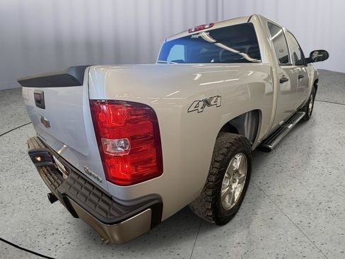 Used 2011 Chevrolet Silverado 1500 4x4 Crew Cab Hybrid image 5