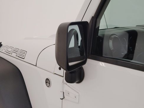 Used 2013 Jeep Wrangler Moab image 20