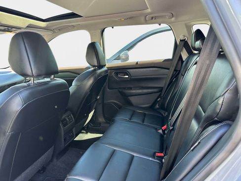 Used 2023 Nissan Rogue SL w/ SL Premium Package AWD/4WD image 9
