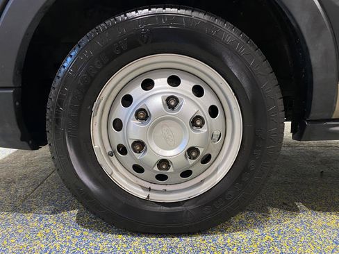 Used 2020 Ford Transit 350 Low Roof AWD image 7