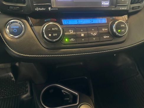 Used 2016 Toyota RAV4 XLE AWD/4WD image 16