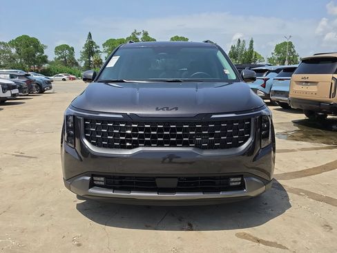 New 2026 Kia Carnival SX w/ SX Dark Edition Package FWD image 3