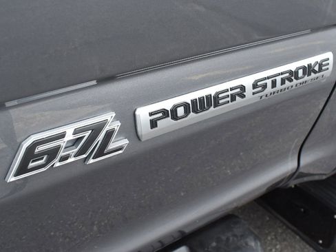 Used 2021 Ford F250 XL w/ Power Equipment Group AWD/4WD image 6