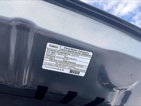 Used 2020 Ford Escape SE FWD image 30