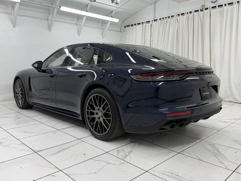 Certified 2023 Porsche Panamera 4 image 3