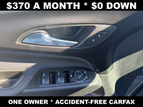 Used 2024 Chevrolet Equinox RS w/ LPO, Floor Liner Package FWD image 11