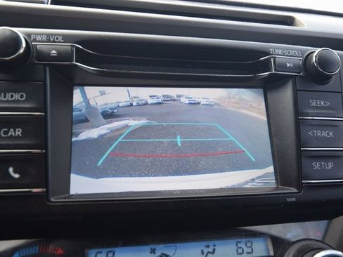 Used 2018 Toyota RAV4 XLE image 10