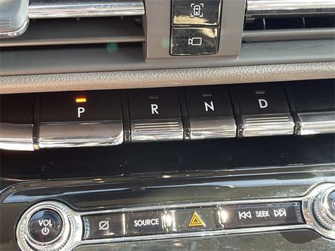 Used 2020 Lincoln Corsair FWD image 35