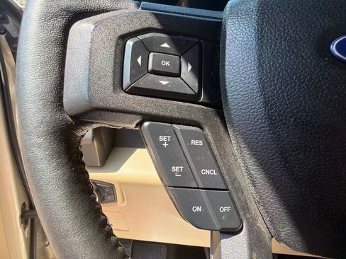 Used 2017 Ford F150 XLT w/ Equipment Group 302A Luxury AWD/4WD image 30