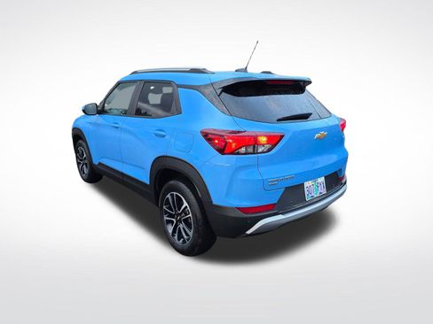 Used 2024 Chevrolet TrailBlazer LT w/ Convenience Package image 7