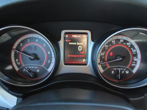 Used 2018 Dodge Journey Crossroad w/ Rear Seat Video Group AWD/4WD image 16