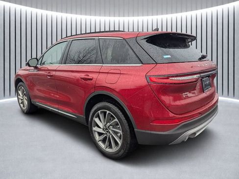 New 2026 Lincoln Corsair Premiere image 5