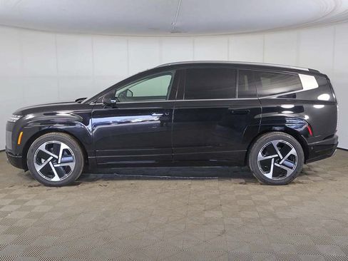 Used 2026 Hyundai Ioniq 9 Limited AWD/4WD image 18