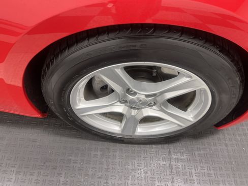 Used 2023 Chevrolet Camaro LT image 17