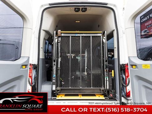 Used 2017 Ford Transit 350 XL image 32