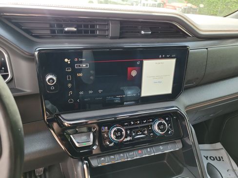 Used 2024 GMC Sierra 1500 AT4 w/ AT4 Premium Package image 27