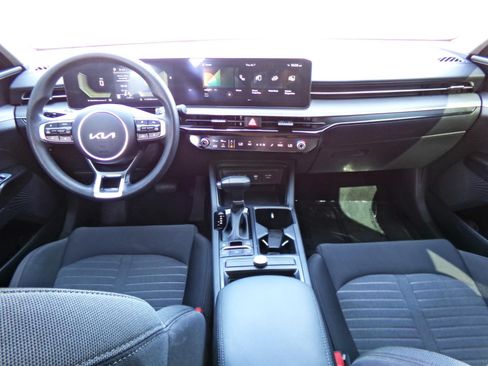 Used 2025 Kia K5 LXS FWD image 5